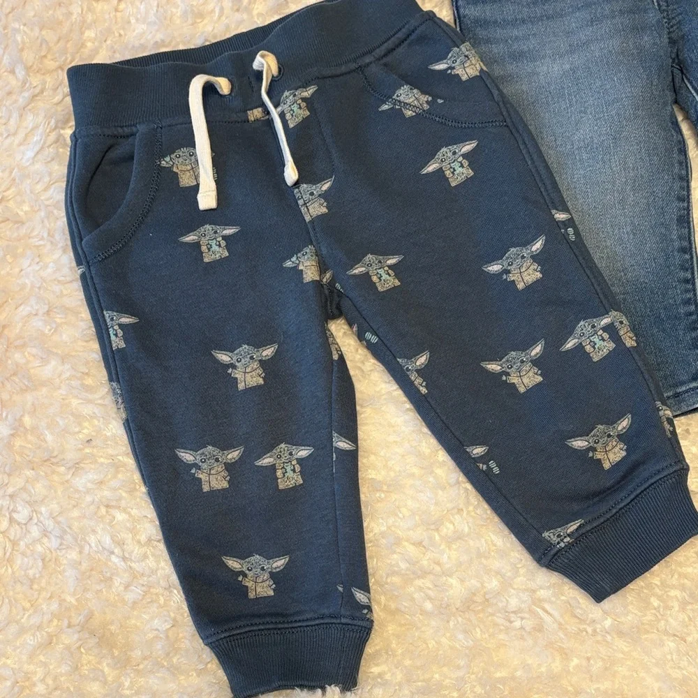 Gap Baby Joggers and Jean Set of 3 Pants 12-18M - Picture 2 of 11